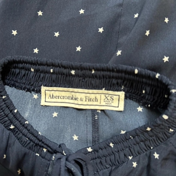 Abercrombie & Fitch Women’s XS Blouse Blue Star Long Sleeve V-Neck Relaxed Fit - Picture 6 of 7